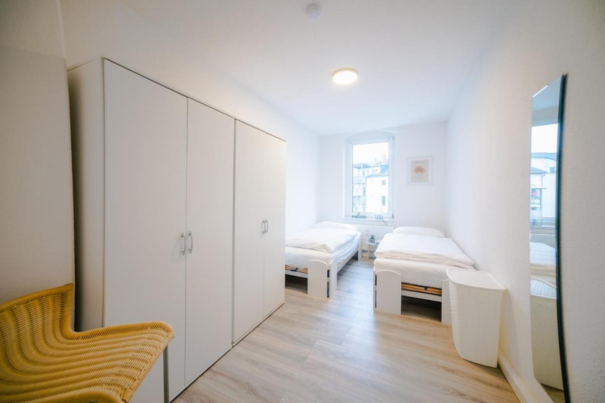 Ferienwohnung Laura In Gera Fuer Bis Zu 4 Personen - Neu Renoviert Exterior foto